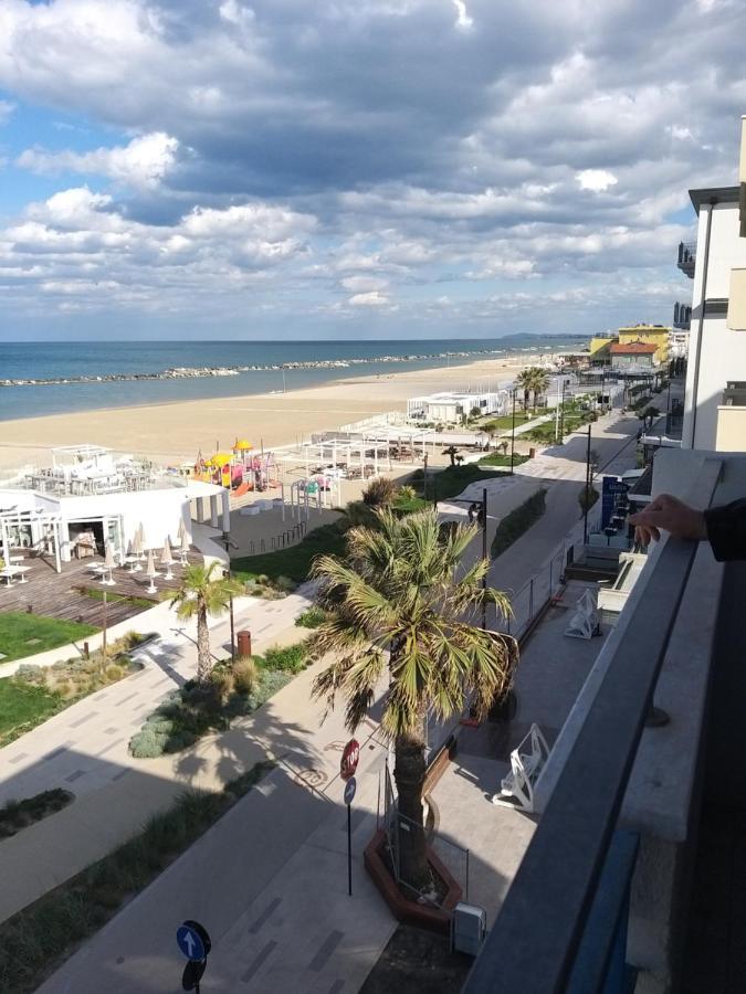 Hotel Ideal Rimini Dış mekan fotoğraf