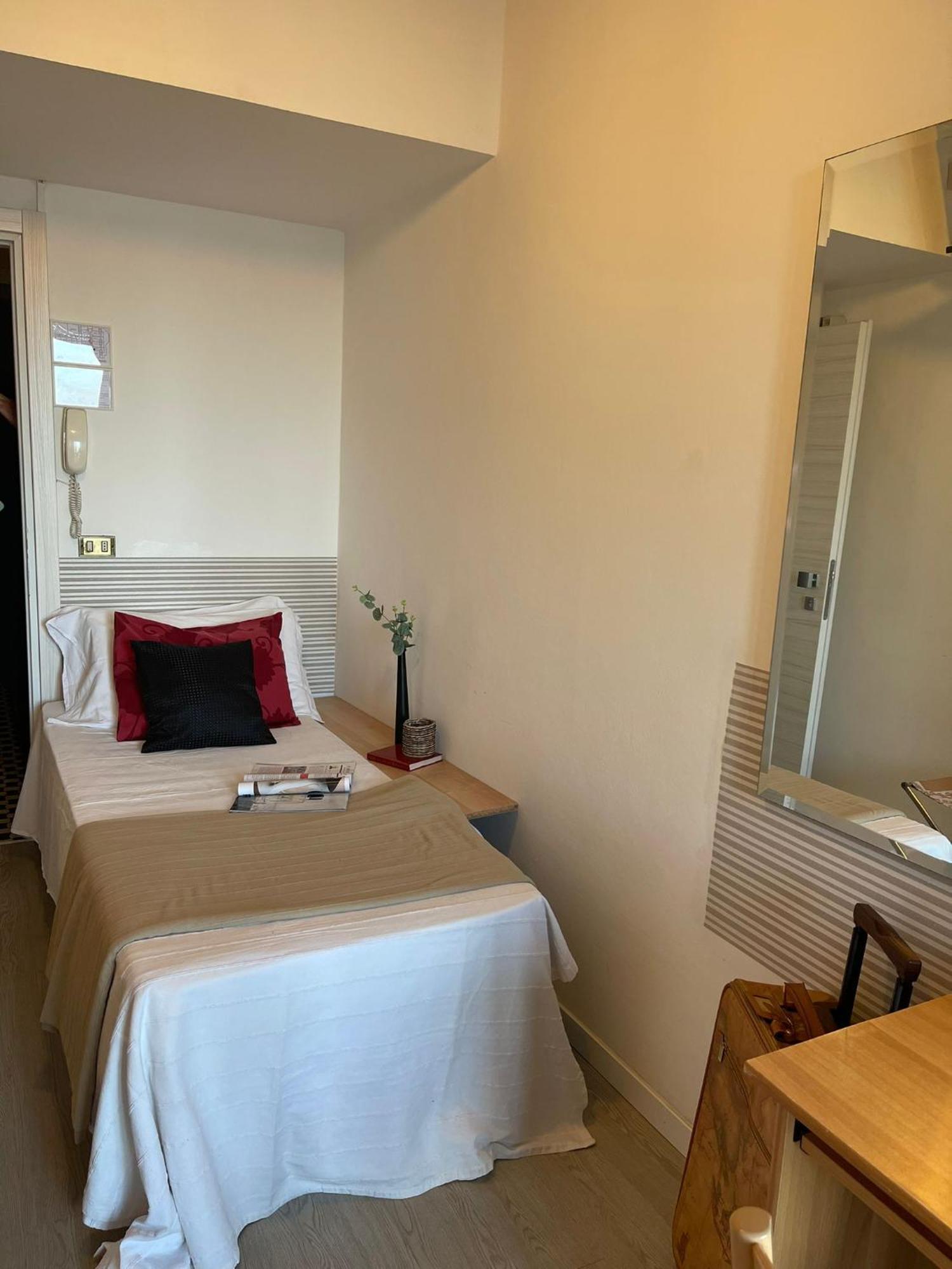 Hotel Ideal Rimini Dış mekan fotoğraf
