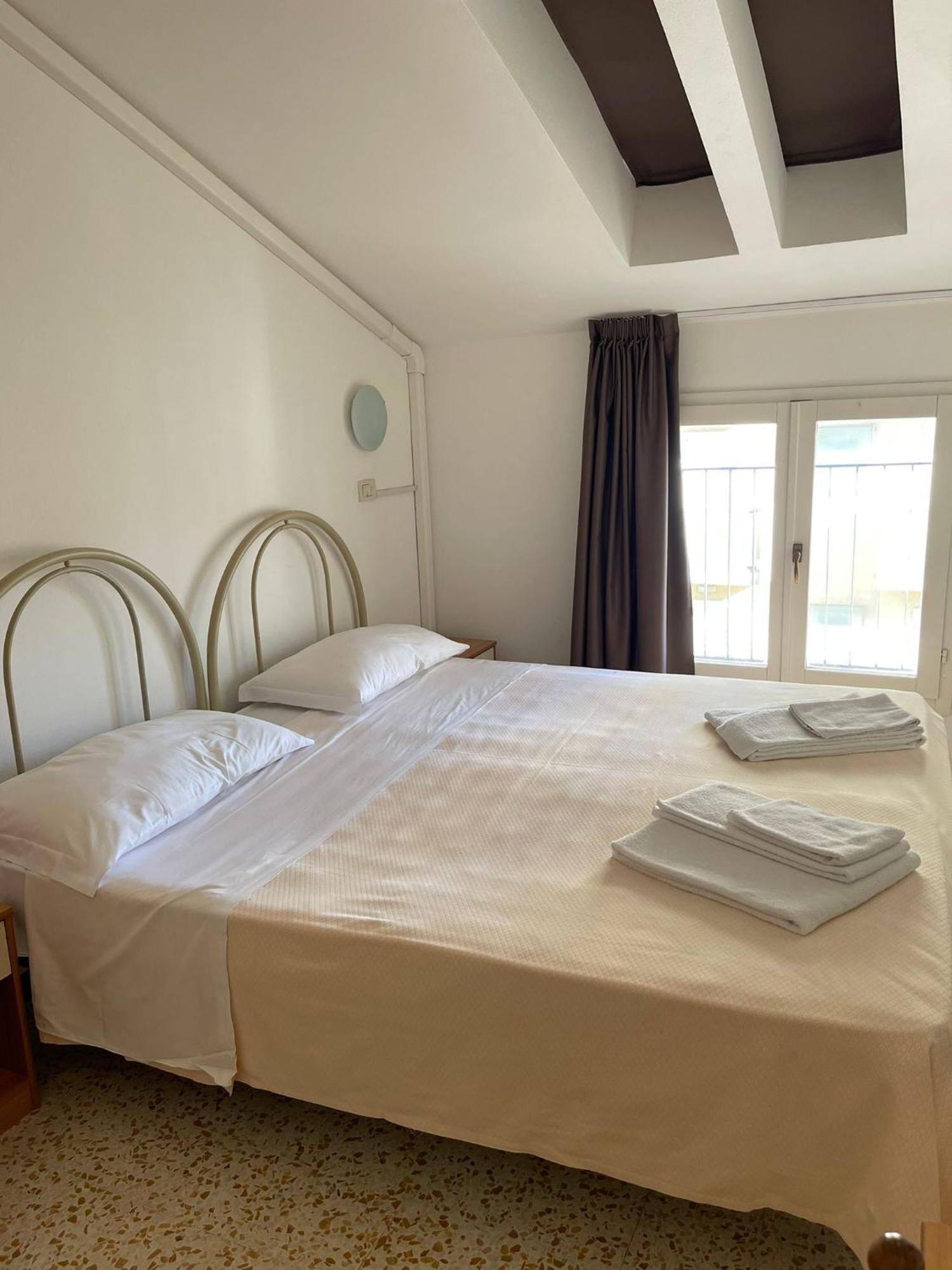Hotel Ideal Rimini Dış mekan fotoğraf