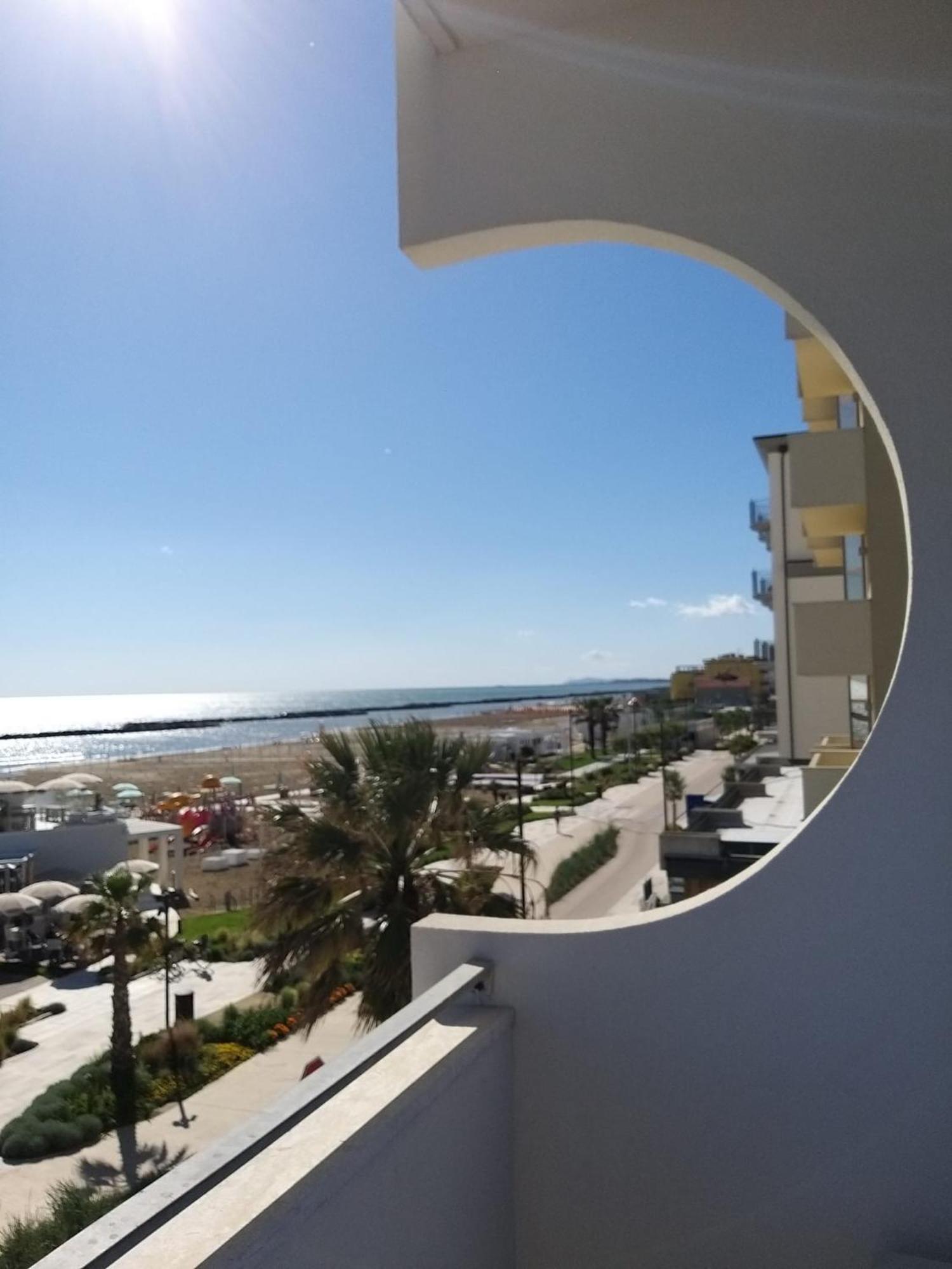 Hotel Ideal Rimini Dış mekan fotoğraf