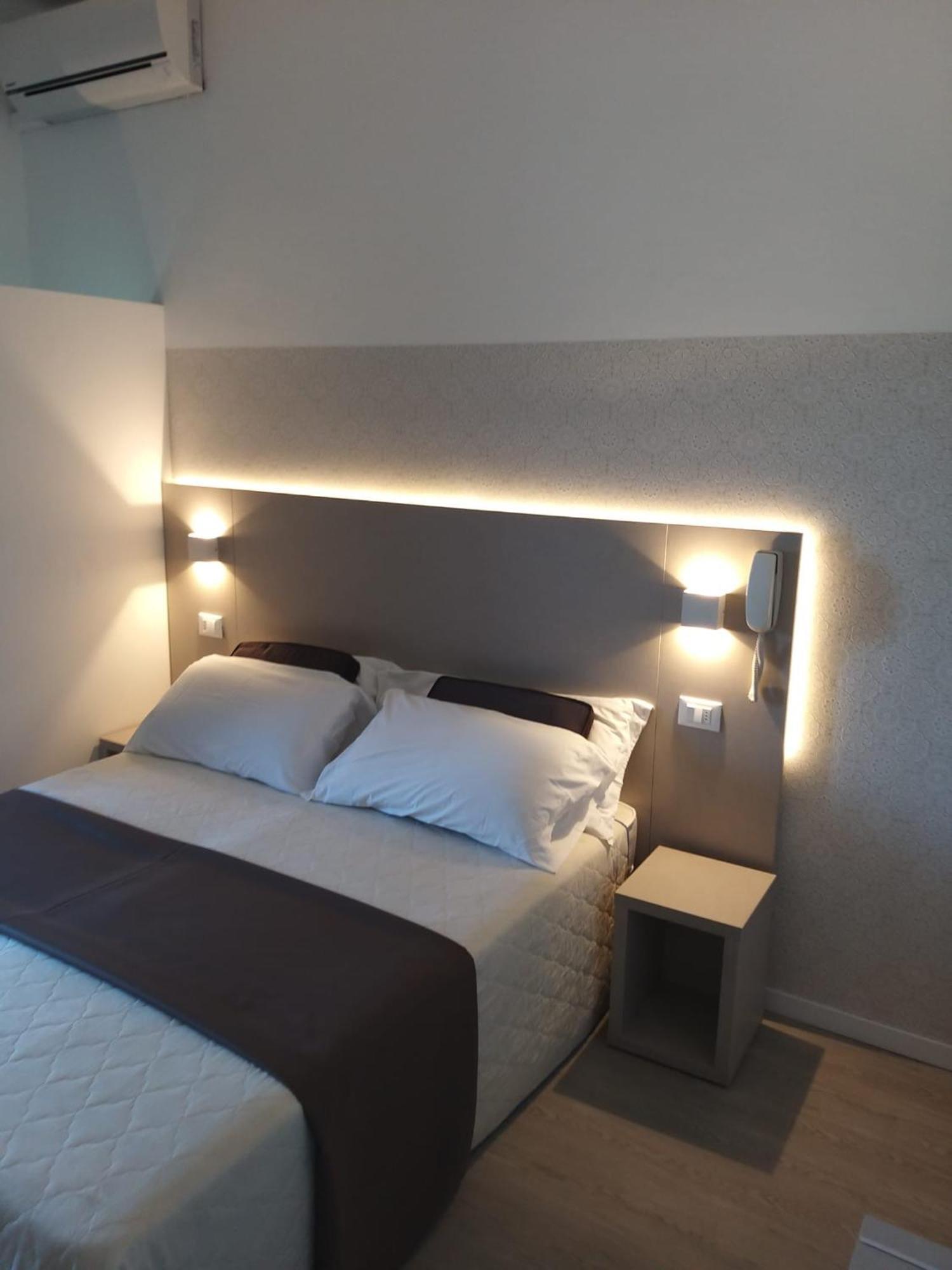 Hotel Ideal Rimini Dış mekan fotoğraf