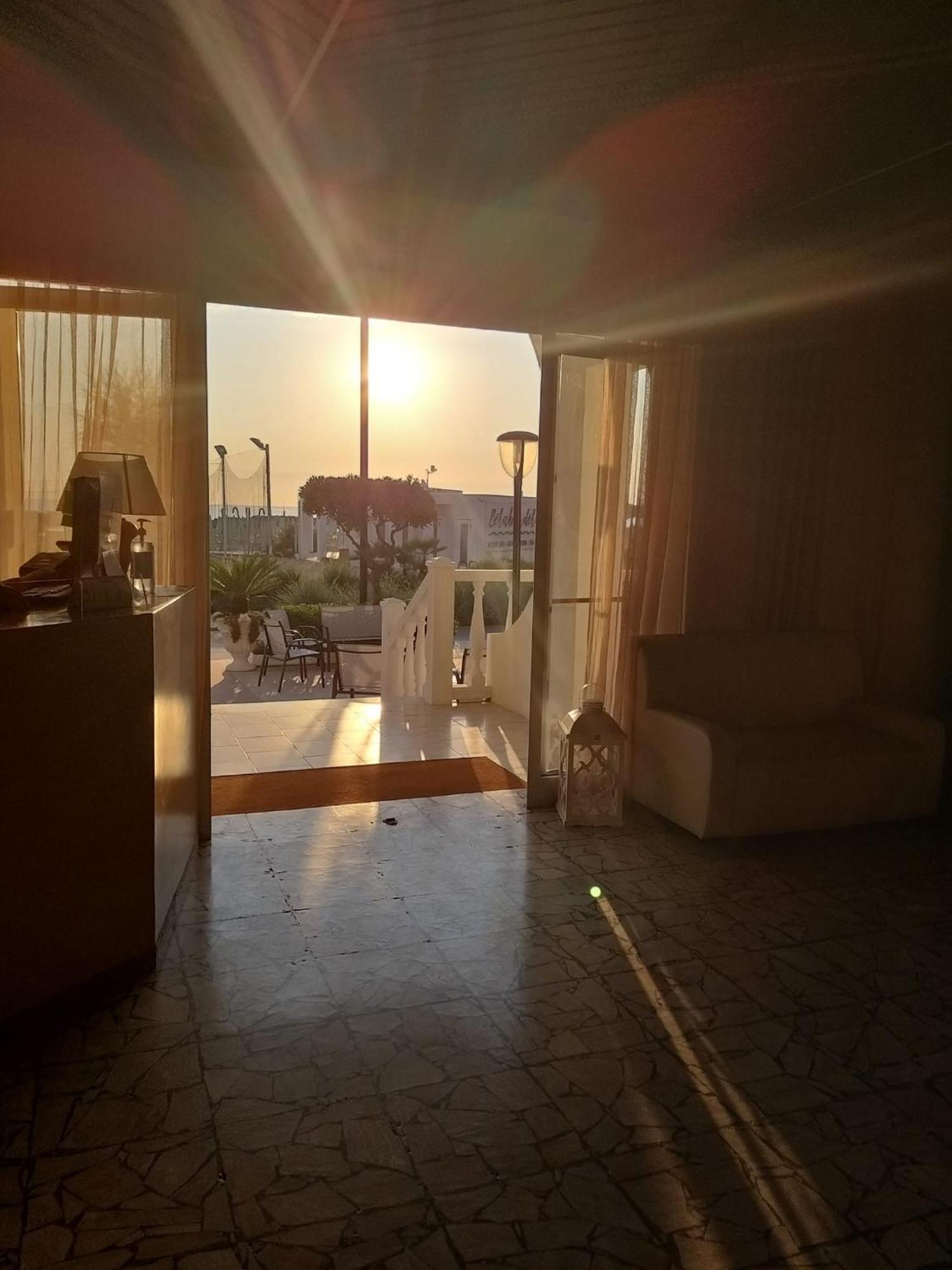 Hotel Ideal Rimini Dış mekan fotoğraf