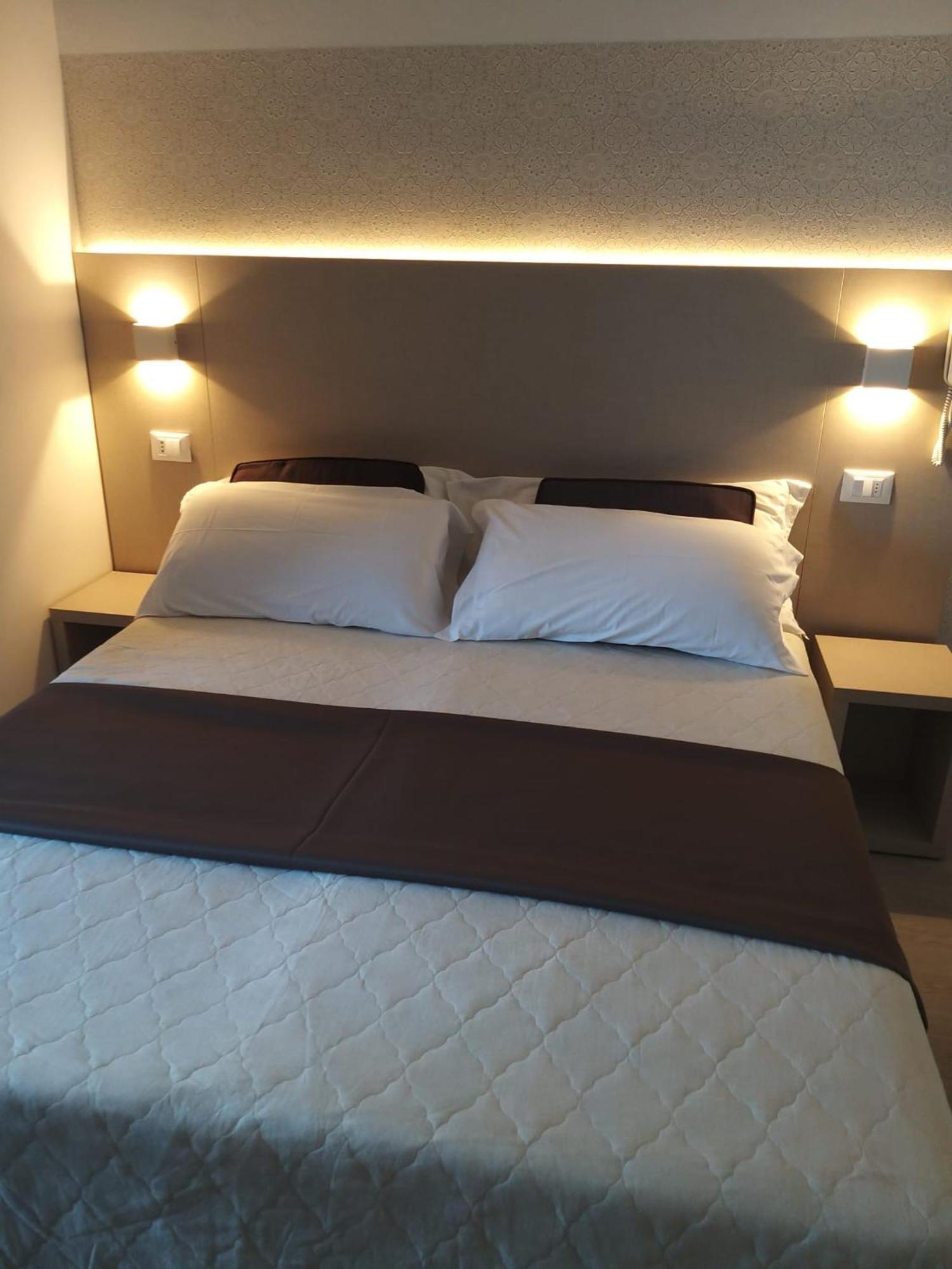 Hotel Ideal Rimini Dış mekan fotoğraf