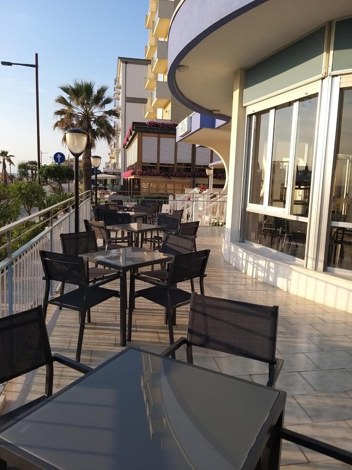 Hotel Ideal Rimini Dış mekan fotoğraf