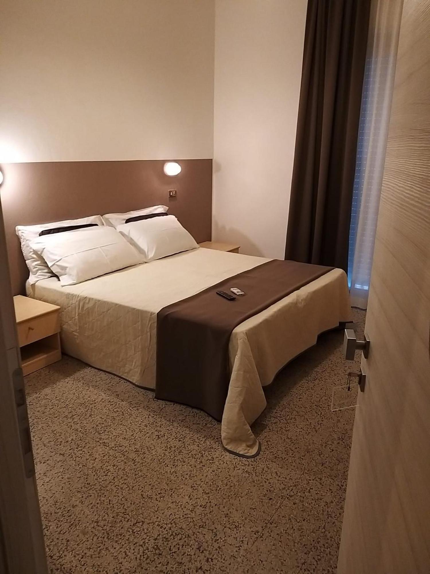 Hotel Ideal Rimini Dış mekan fotoğraf