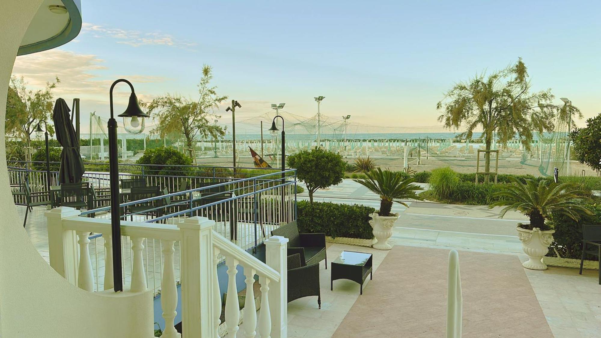 Hotel Ideal Rimini Dış mekan fotoğraf