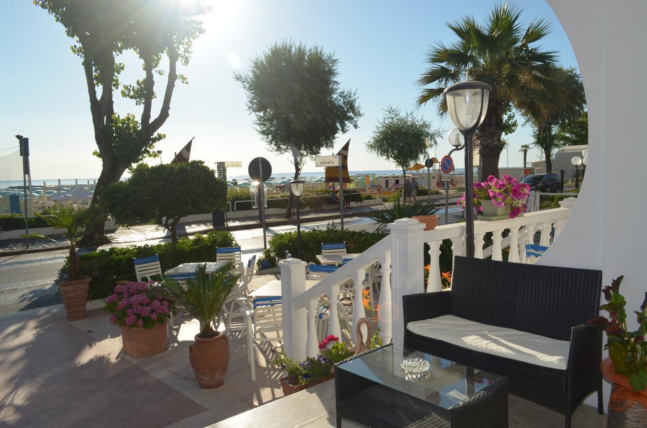 Hotel Ideal Rimini Dış mekan fotoğraf